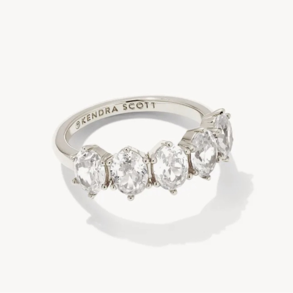 KENDRA SCOTT - Cailin Silver Crystal Band Ring in White Crystal Size 7 BRAND NEW